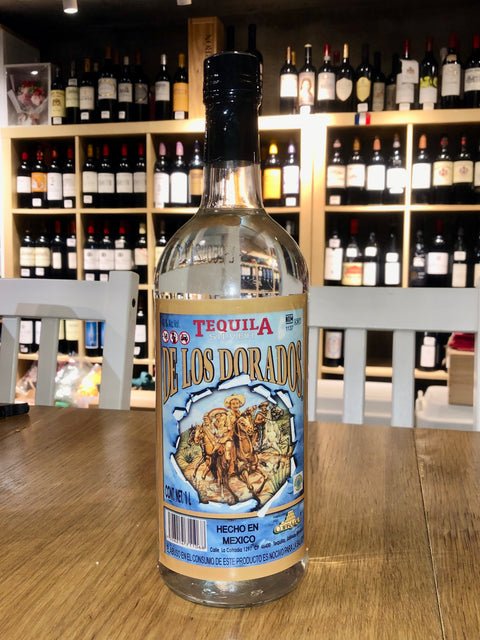 德洛斯多拉多斯龍舌蘭酒銀