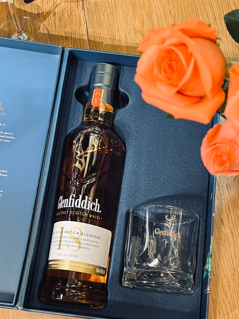 Glenfiddich 18 Year Old Single Malt Whisky + Rock Glass Set